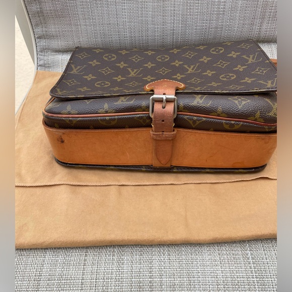 LOUIS VUITTON CARTOUCHIERE CROSSBODY - Picture 3 of 7